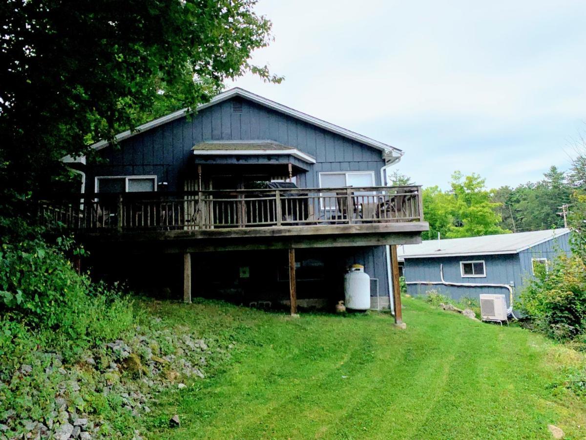 Blue Lagoon Resort Lake George Luaran gambar