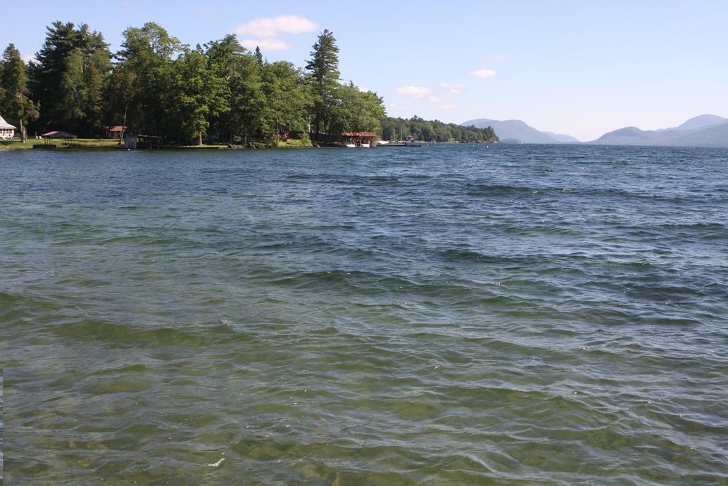 Blue Lagoon Resort Lake George Luaran gambar